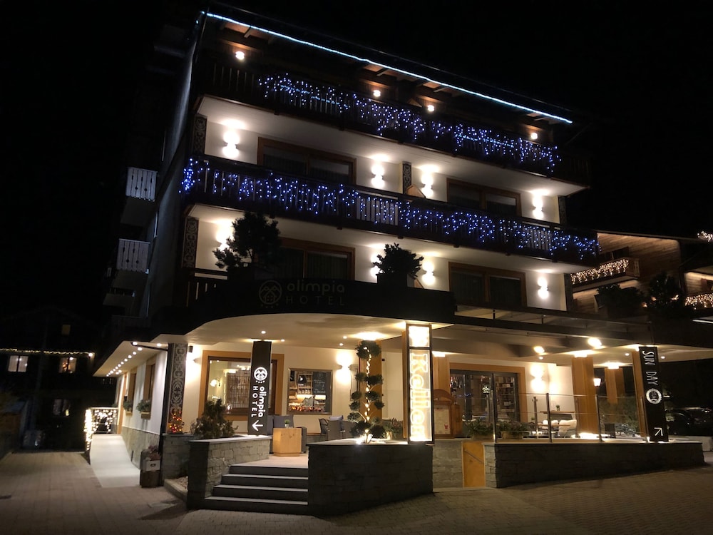 OLIMPIA HOTEL 1/50