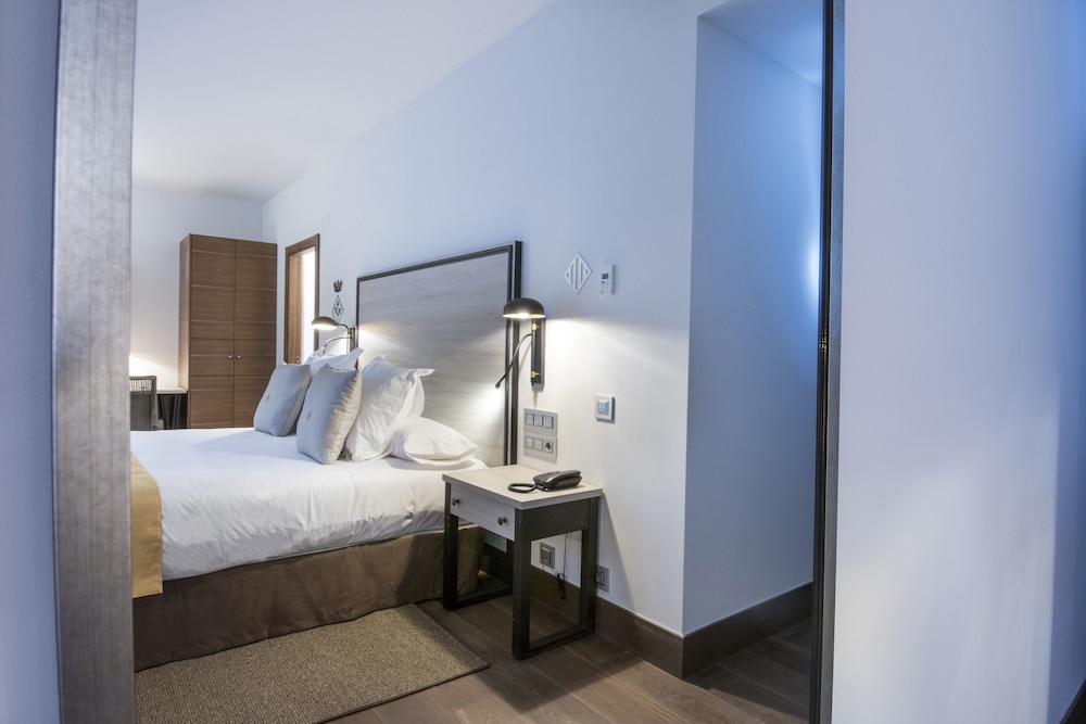 Parador de Lleida 50/50