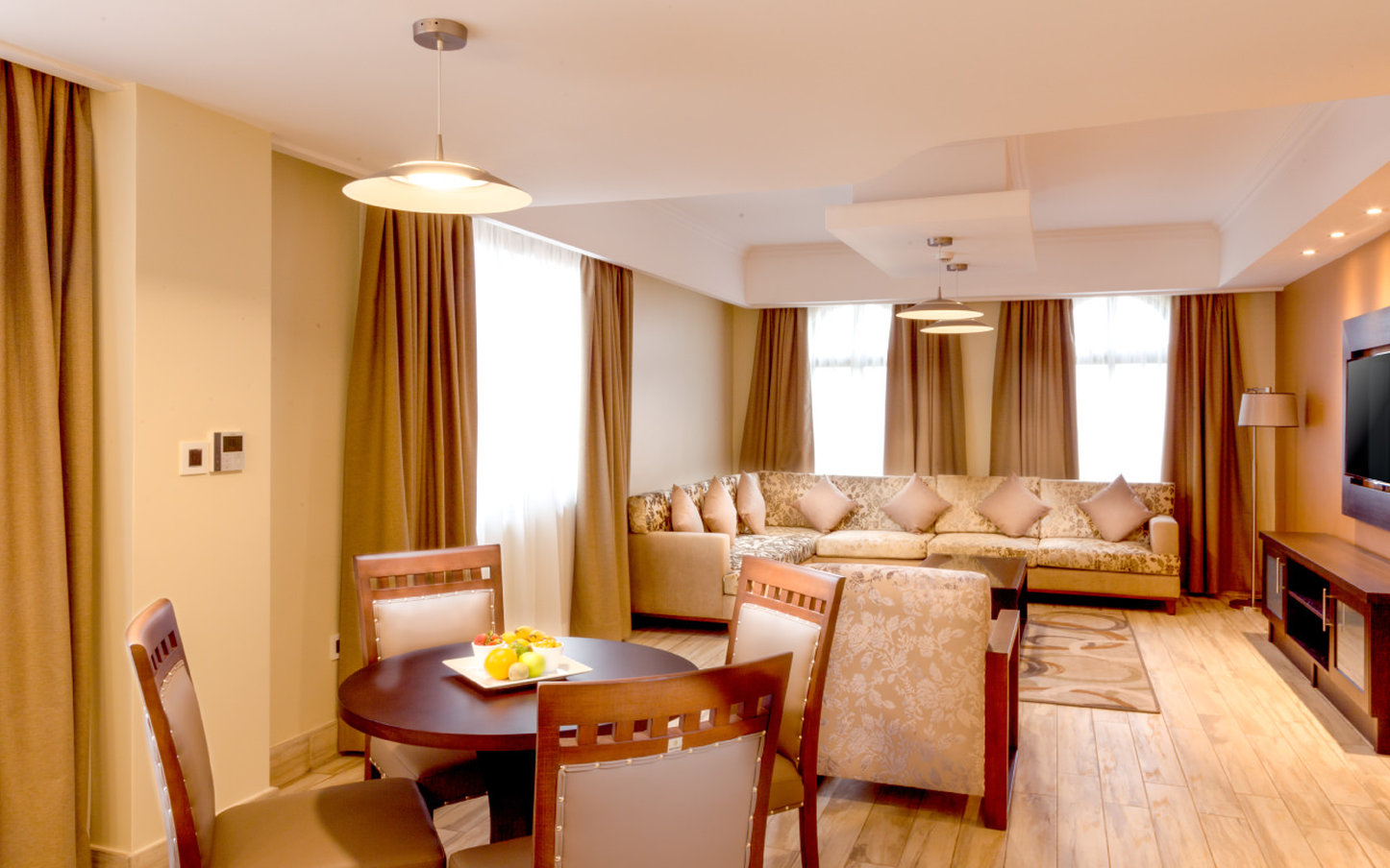 Mestil Hotel And Residences 63/70
