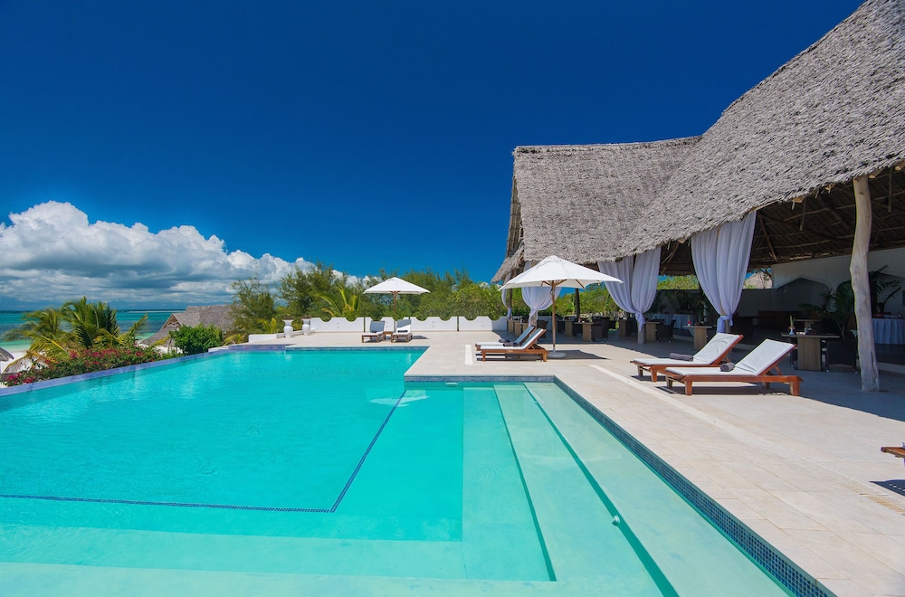Kono Kono Beach Resort 36/73