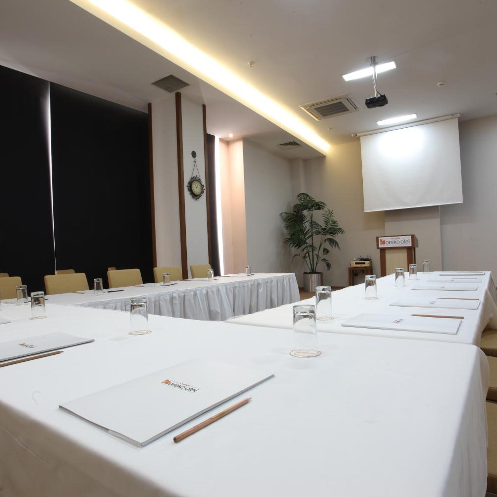Orucoglu Oreko Hotel 50/55