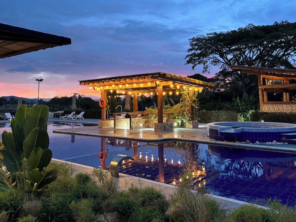Hotel El Cielo en la Tierra 2/50