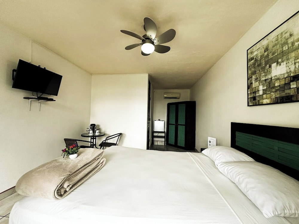 Tabulia Tree Hotel and Villas 25/77