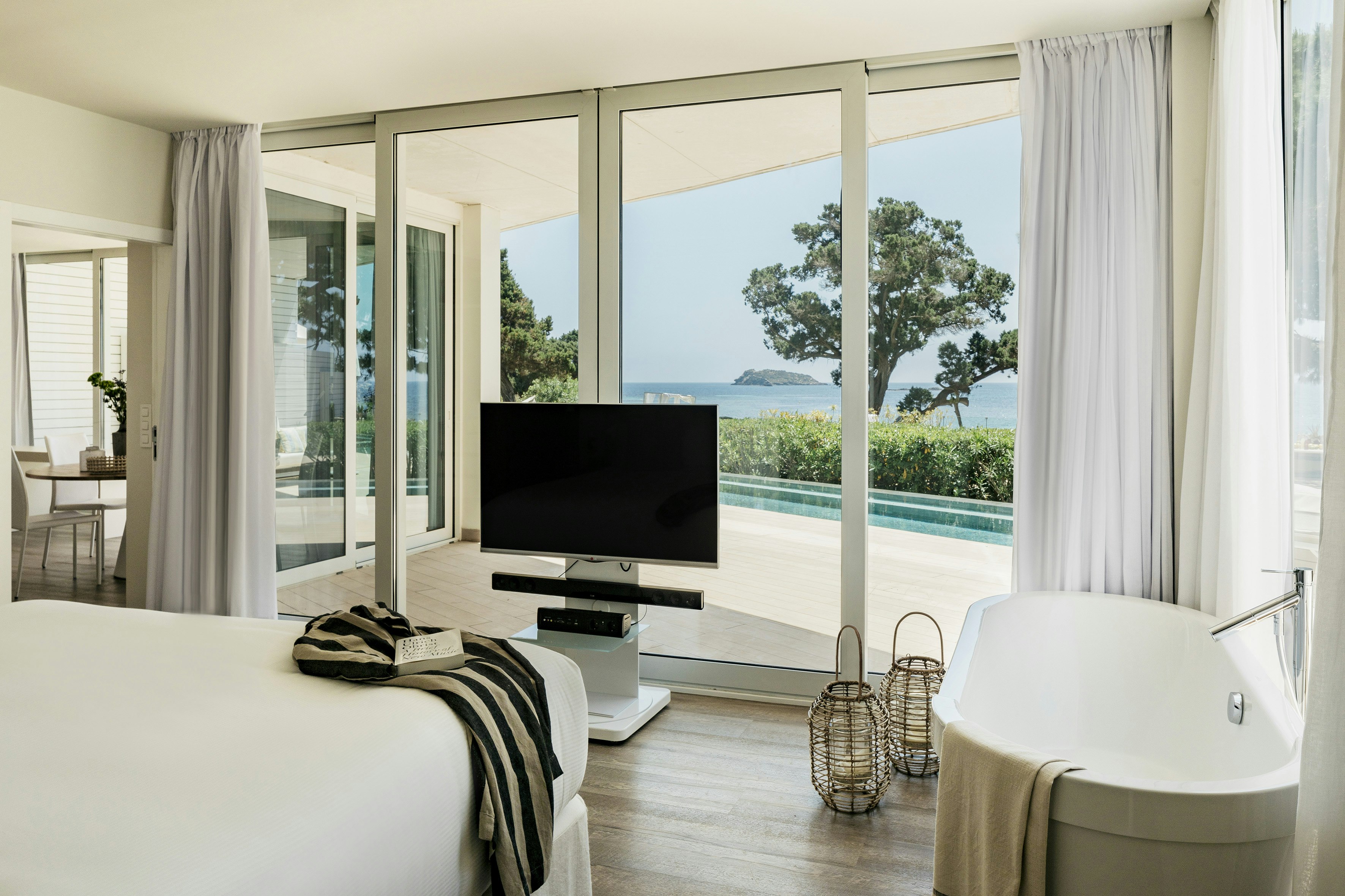 ME Ibiza - The Leading Hotels of The World 67/80