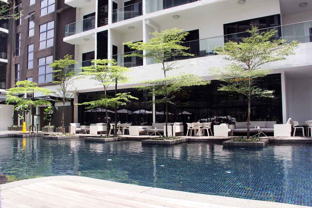 188 Private Suites By Subhome 48/50