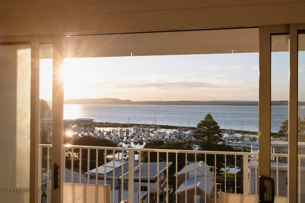 MARINA RESORT 40/50