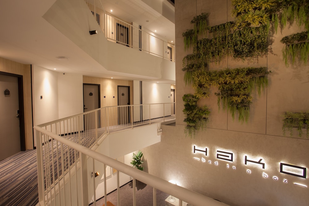 Hako Hotel (Mount Austin) 4/32