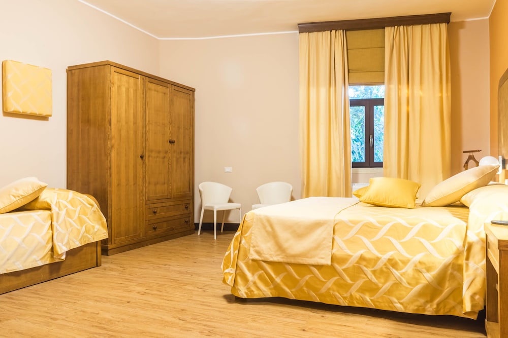 Villa Donna Lisa Wine Hotel 20/78