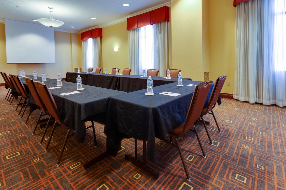 Drury Inn and Suites St Louis Forest Park 40/49