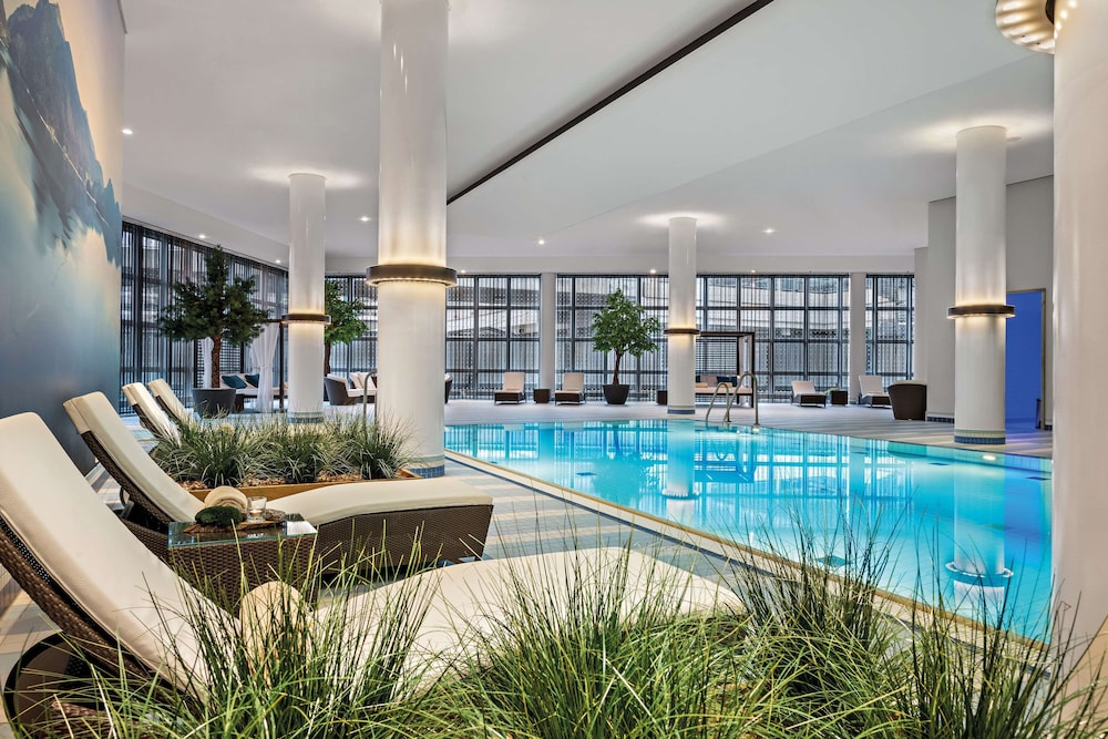 Hilton Munich Airport 7/93
