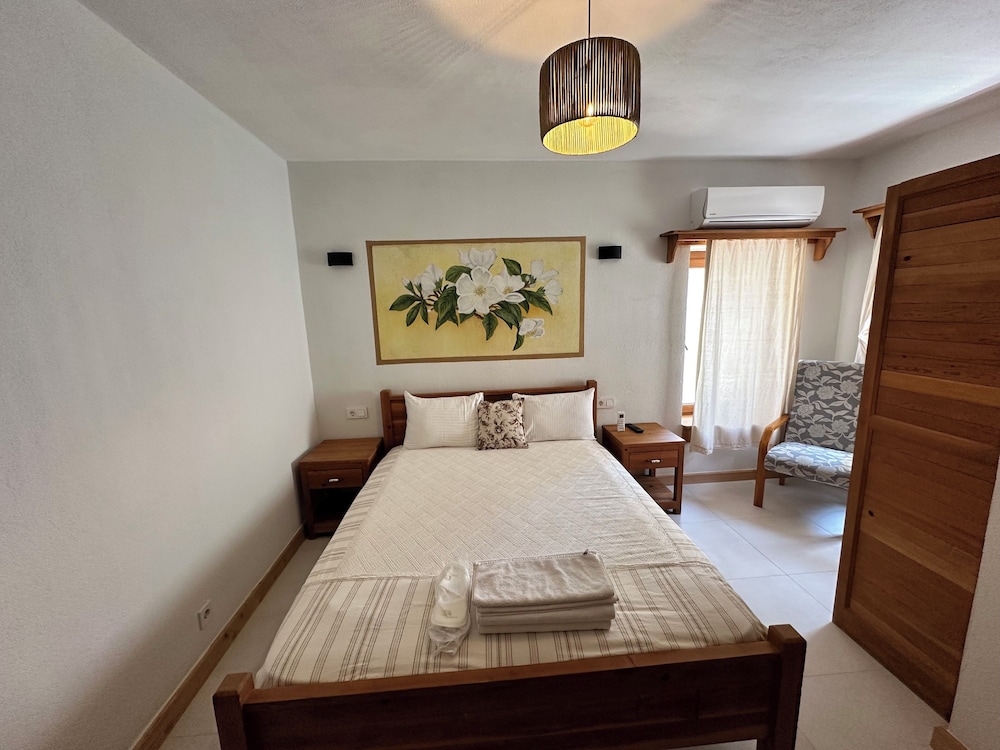 Eski Datca Otel 6/70