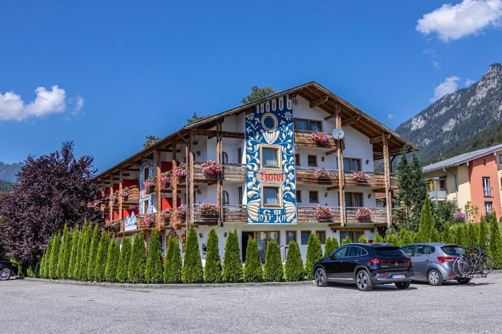 Alpenhotel Brennerbascht 33/40