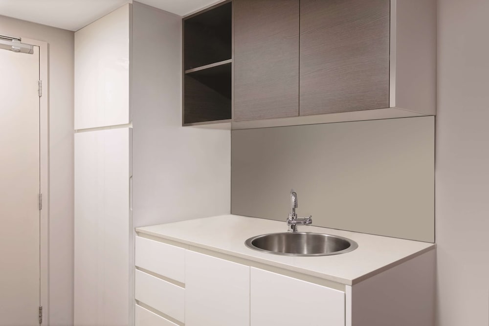 ADINA APARTMENT HOTEL DARWIN WATERFRONT 59/60