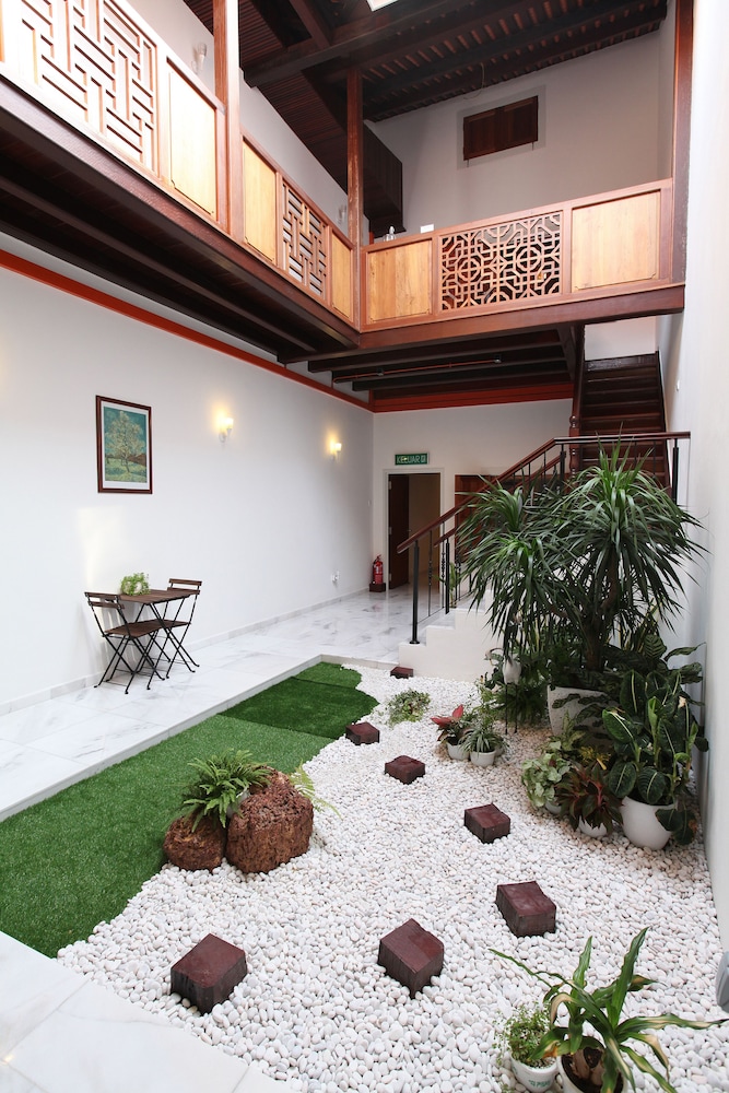 Gingerflower Boutique Hotel 4/50