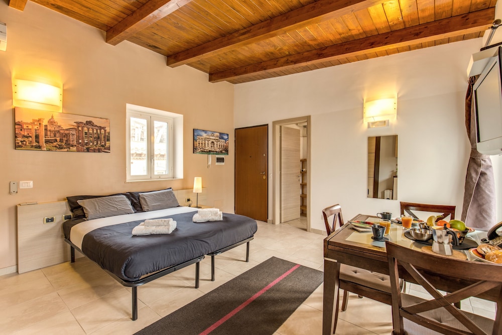 Aurelia Vatican Apartments 27/66
