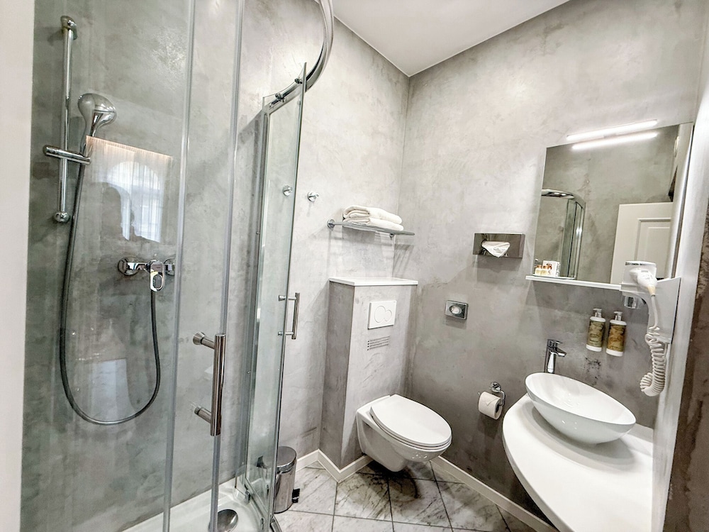 Alfons Boutique Hotel 74/75