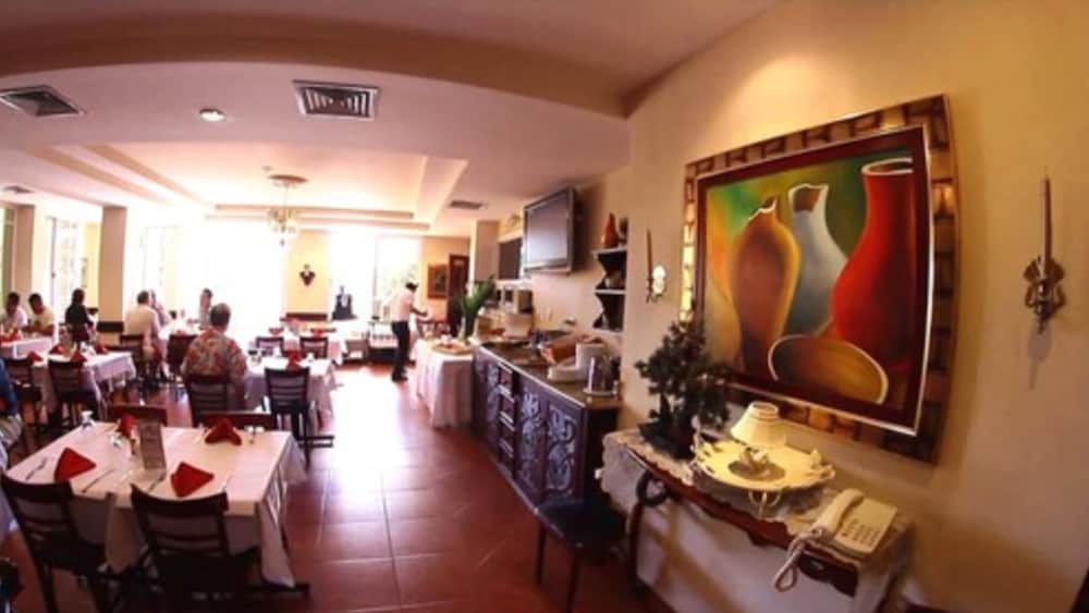 Boutique Hotel La Cordillera 35/37