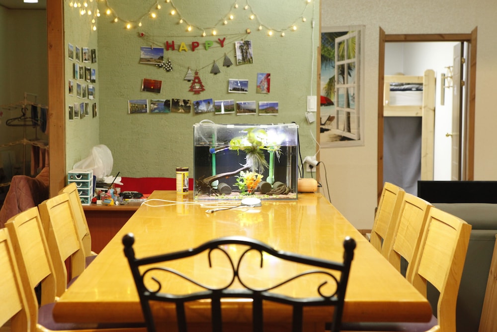 Baozen Guesthouse - Hostel 68/72