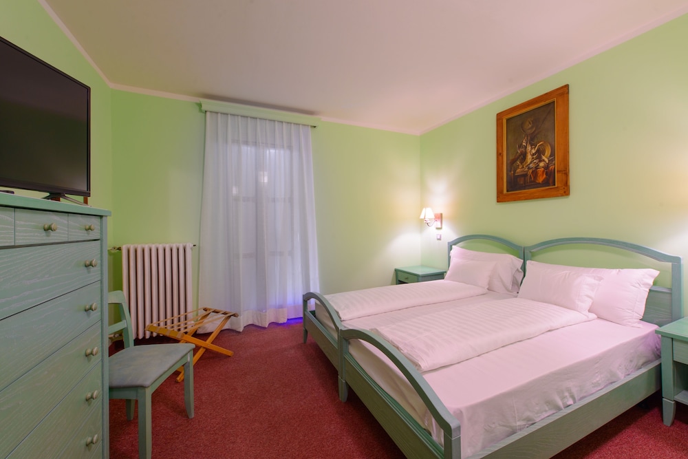 Park Hotel Faloria 12/36