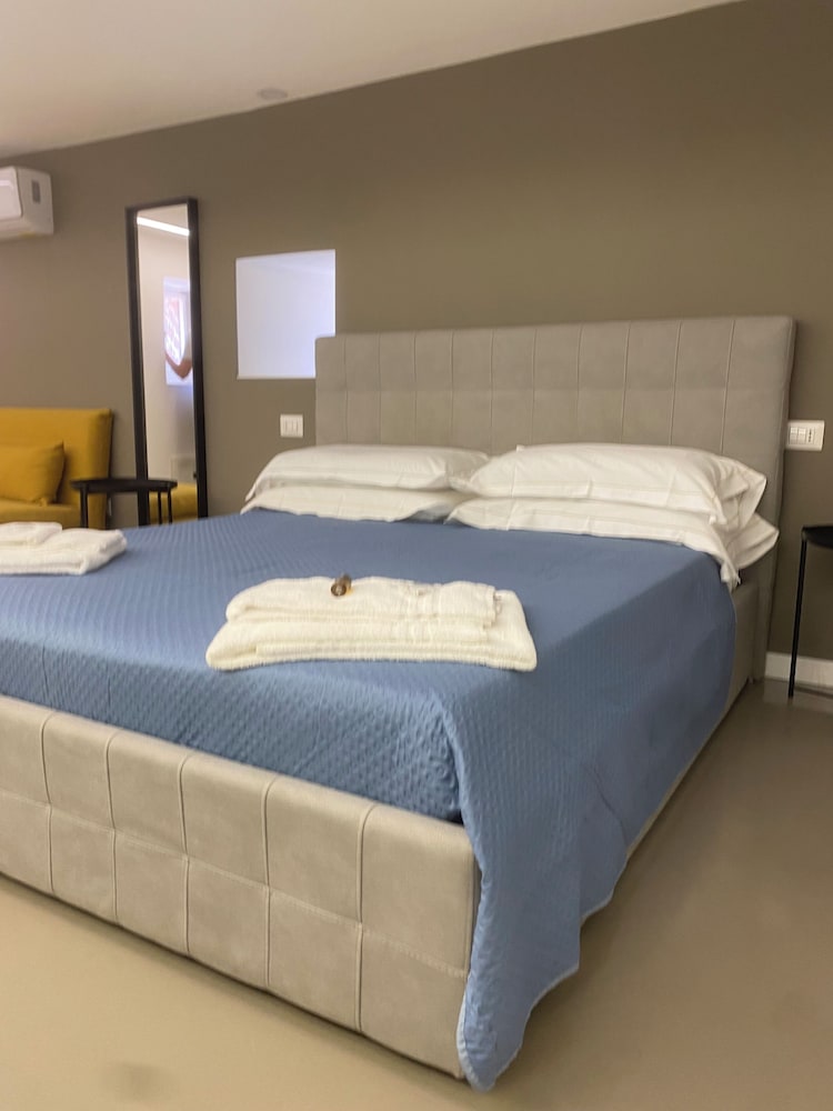 B&B Suite Cutelli 14/50
