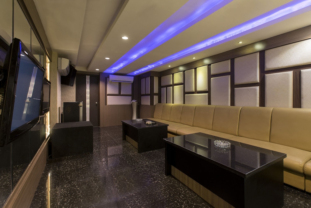 Almadera Hotel D H Quality Plaza Hotel Makassar 26/52