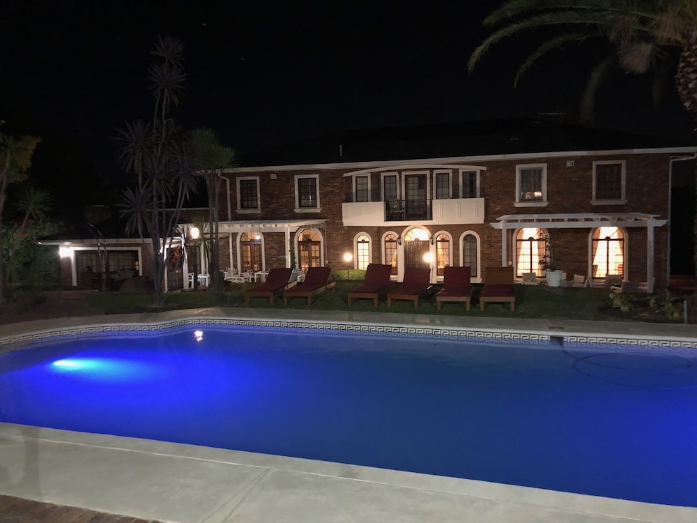 Boutique Villa 5/41
