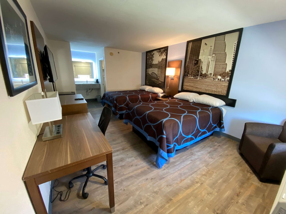 Super 8 By Wyndham Marietta/West/Atl Area 11/24
