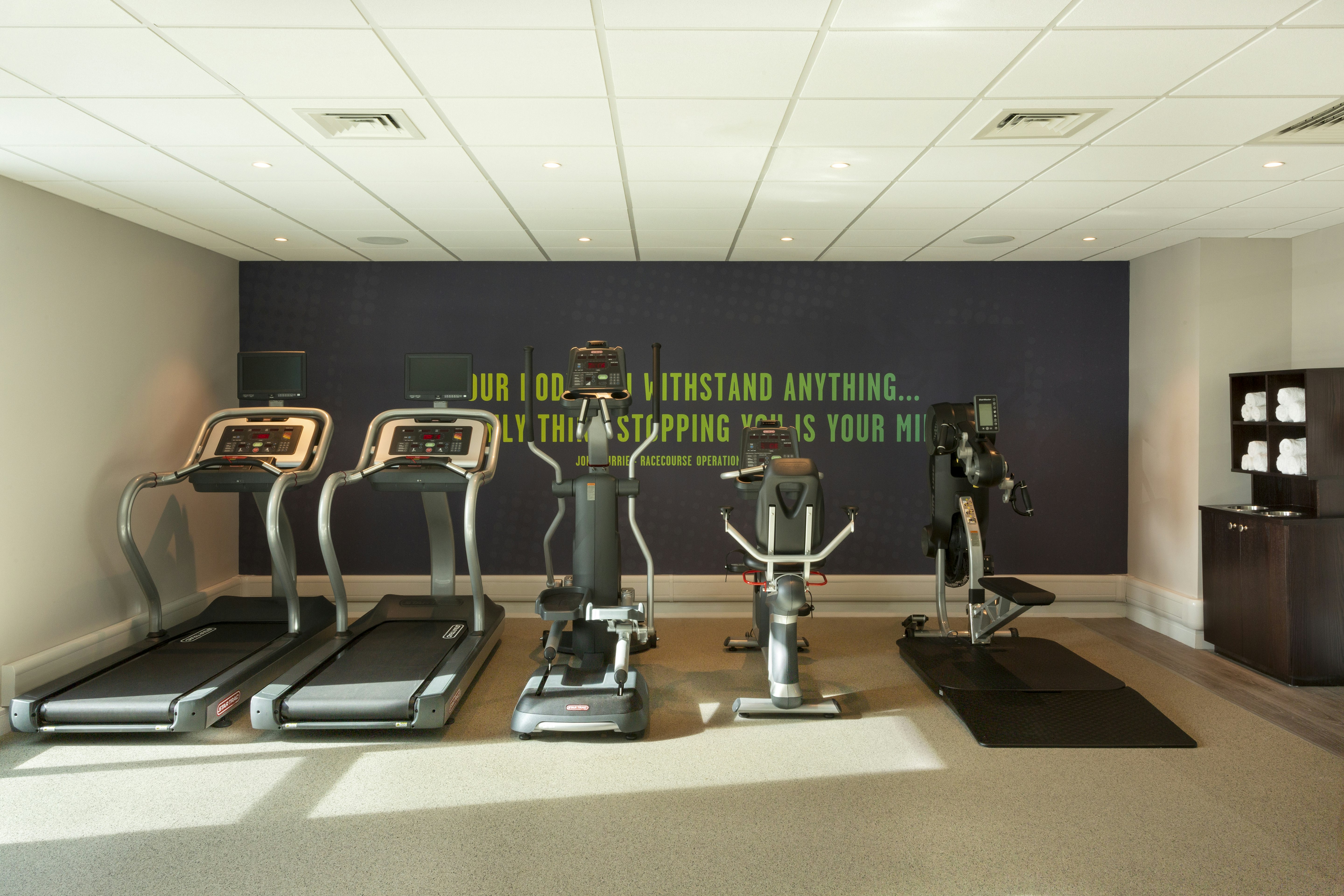 Hampton by Hilton Hamilton Park 32/49