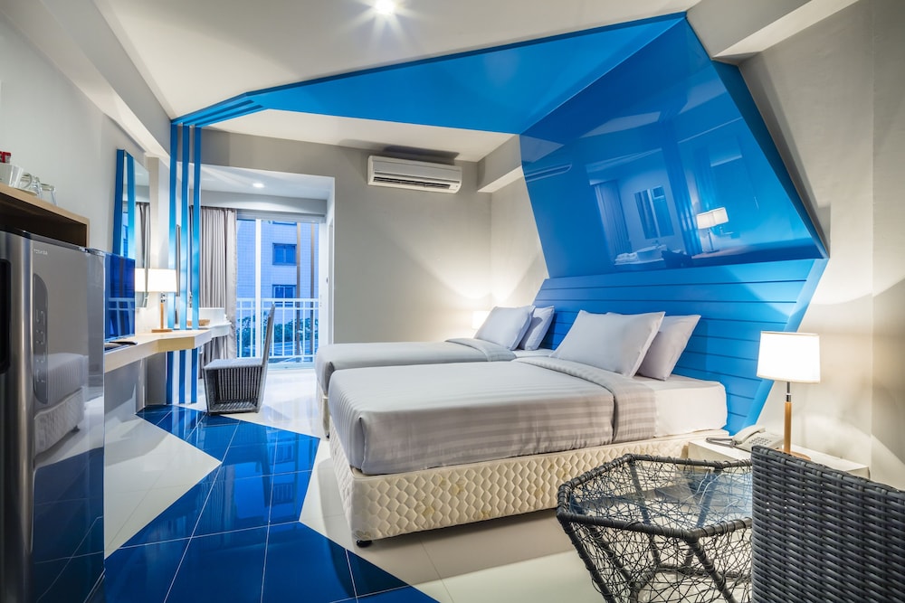 Atelier Suites 11/46