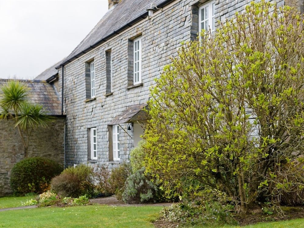 Degembris Farmhouse 40/48
