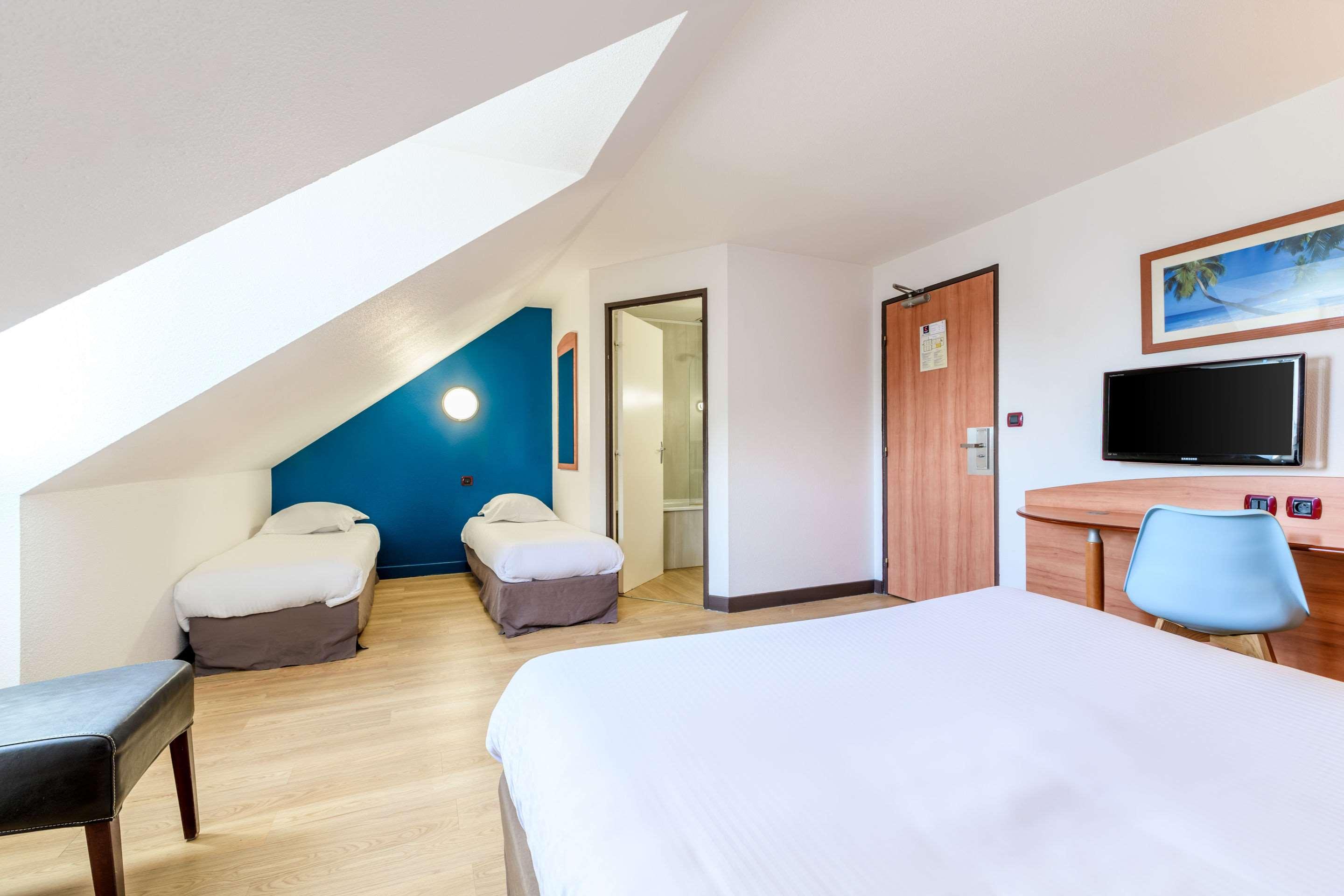 Ramada By Wyndham Luoyang Downtown 15/61