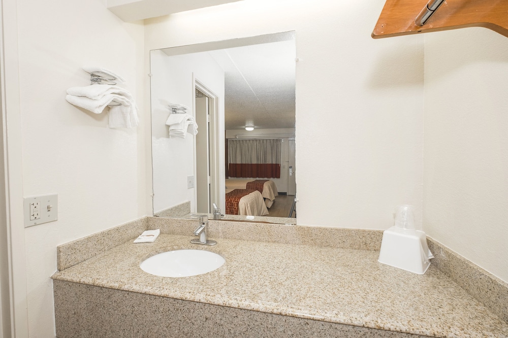 Studio6 Suites Shreveport, LA – Industrial Loop 7/32