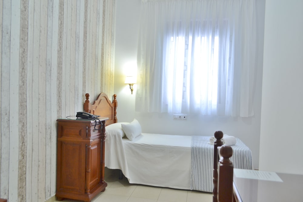 Hotel Marisa 25/56