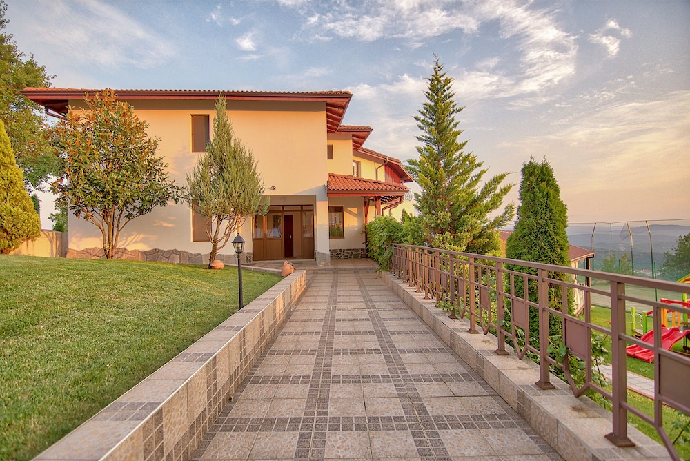Pak Hotel Arbanassi 14/16