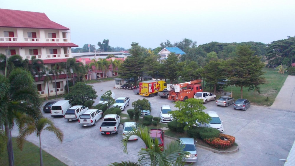 A.P. Garden Hotel 25/48