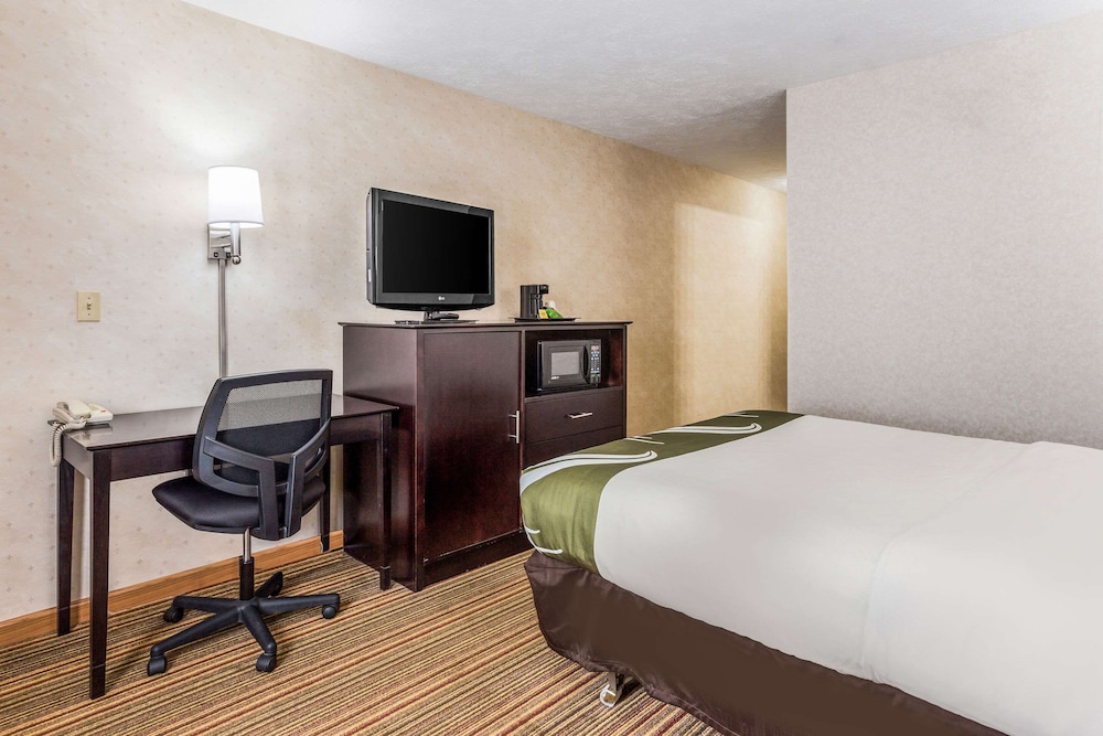 Quality Inn Traverse City 38/63