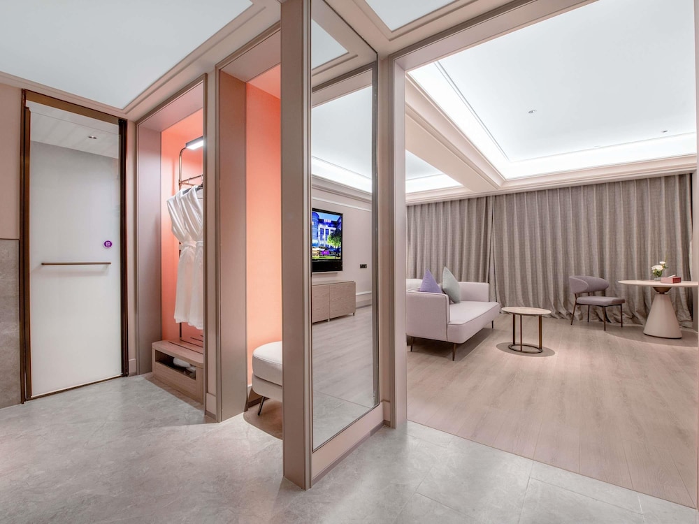 Mercure Chongqing Times Paradise Walk 27/50