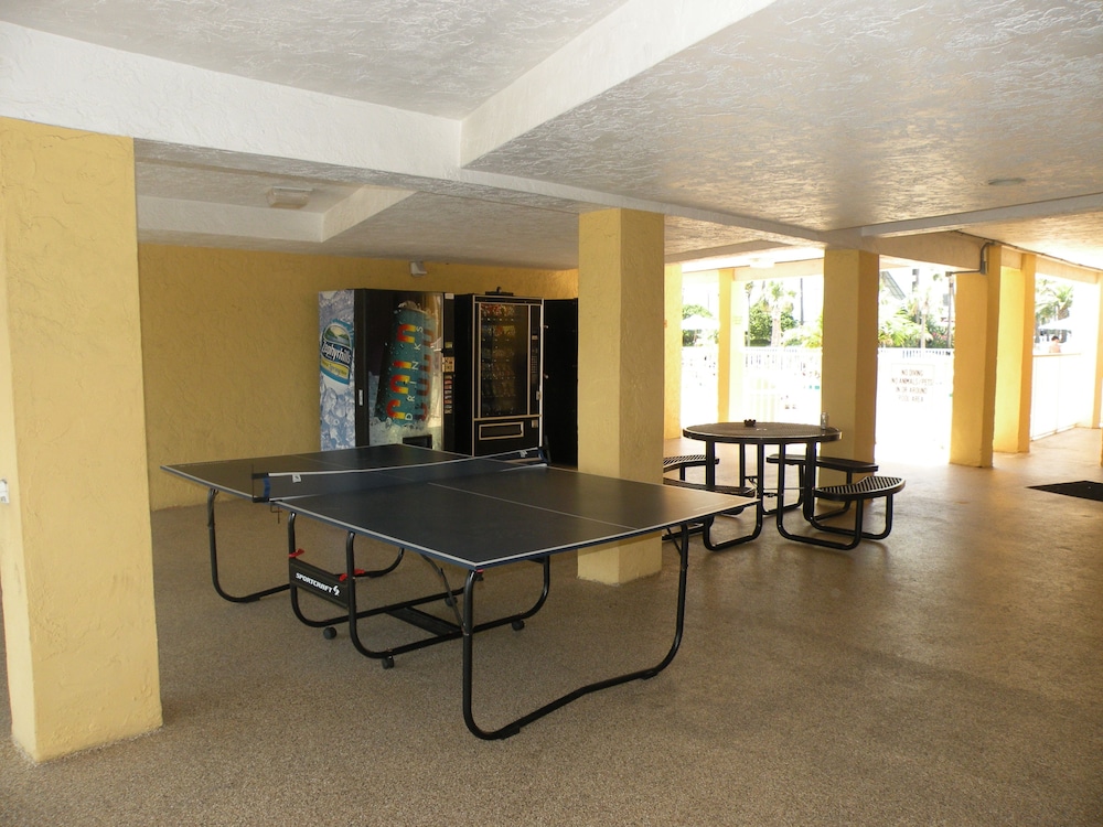 PELICAN POINTE SUITES 47/58