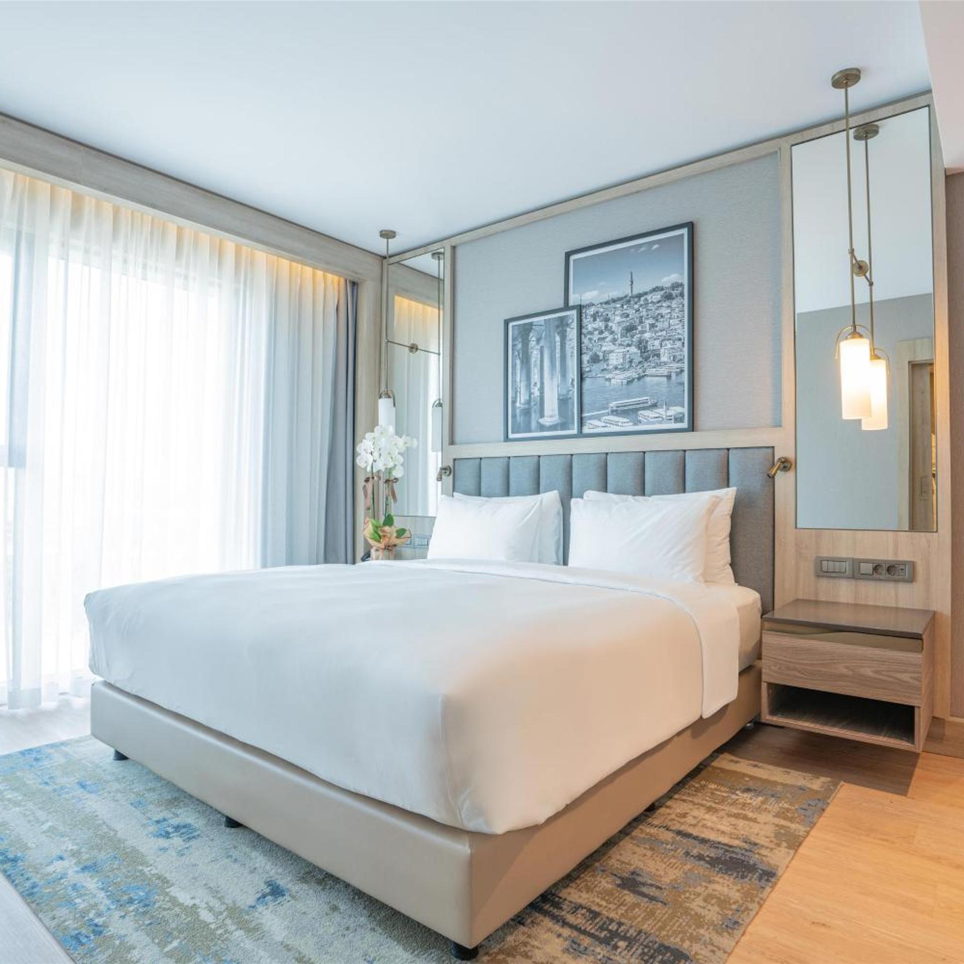 Premium, Suite, King Bed