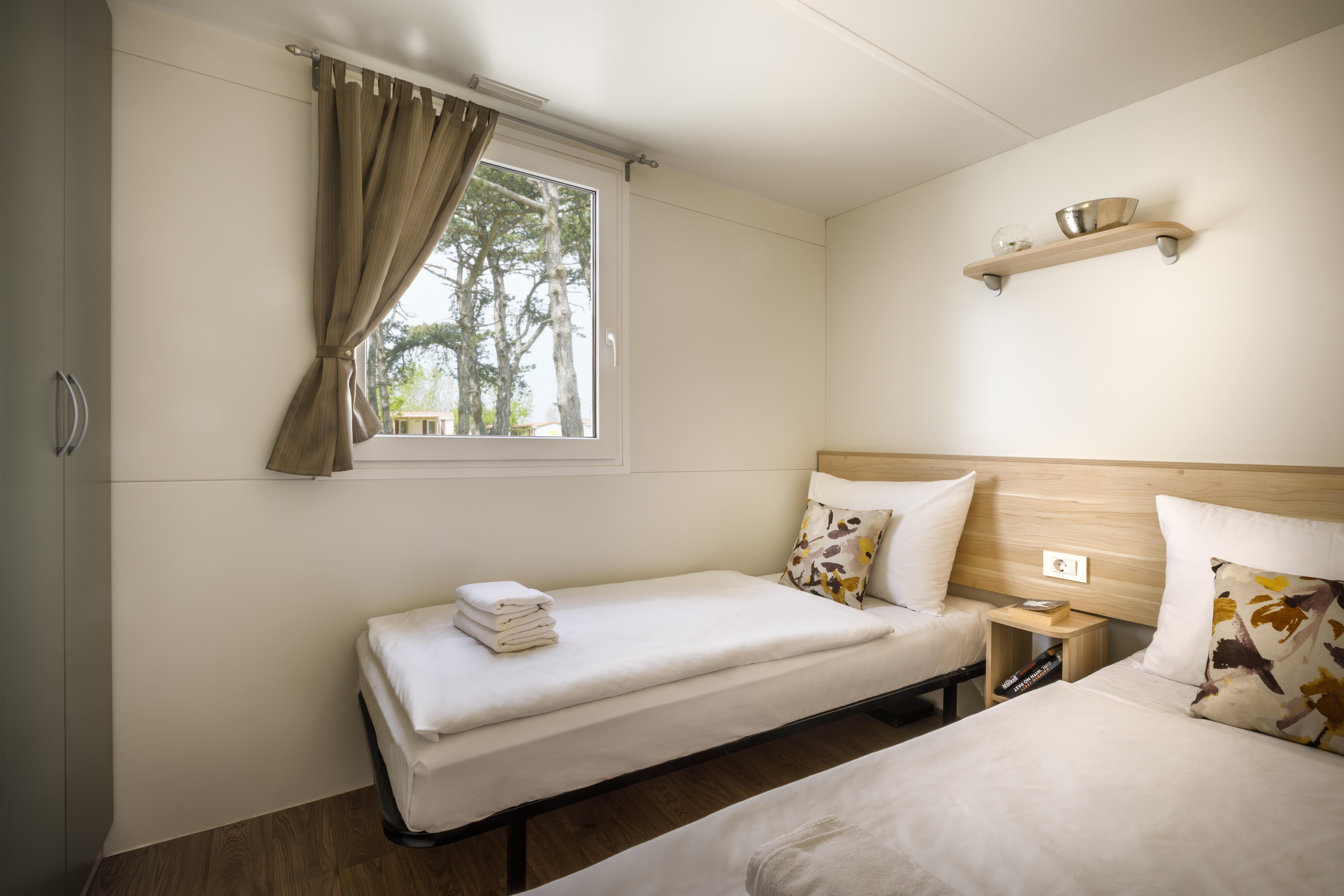 2 Bedrooms, Mobile Home, Terrace