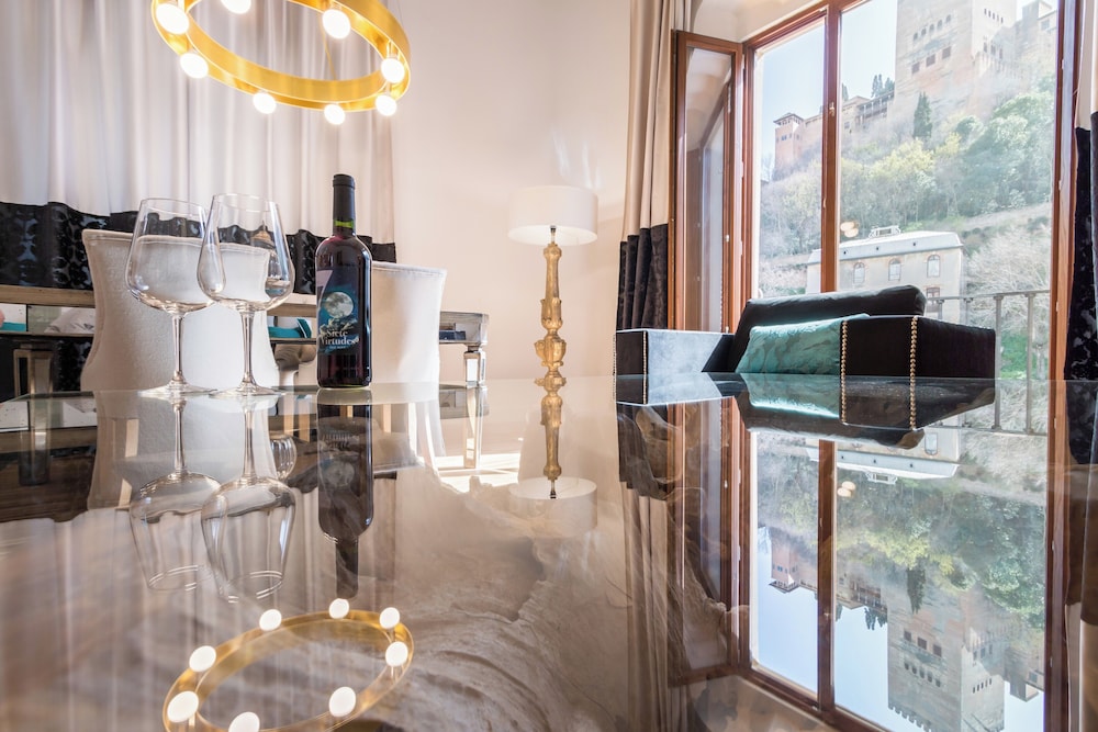 Oro del Darro Suites 30/48
