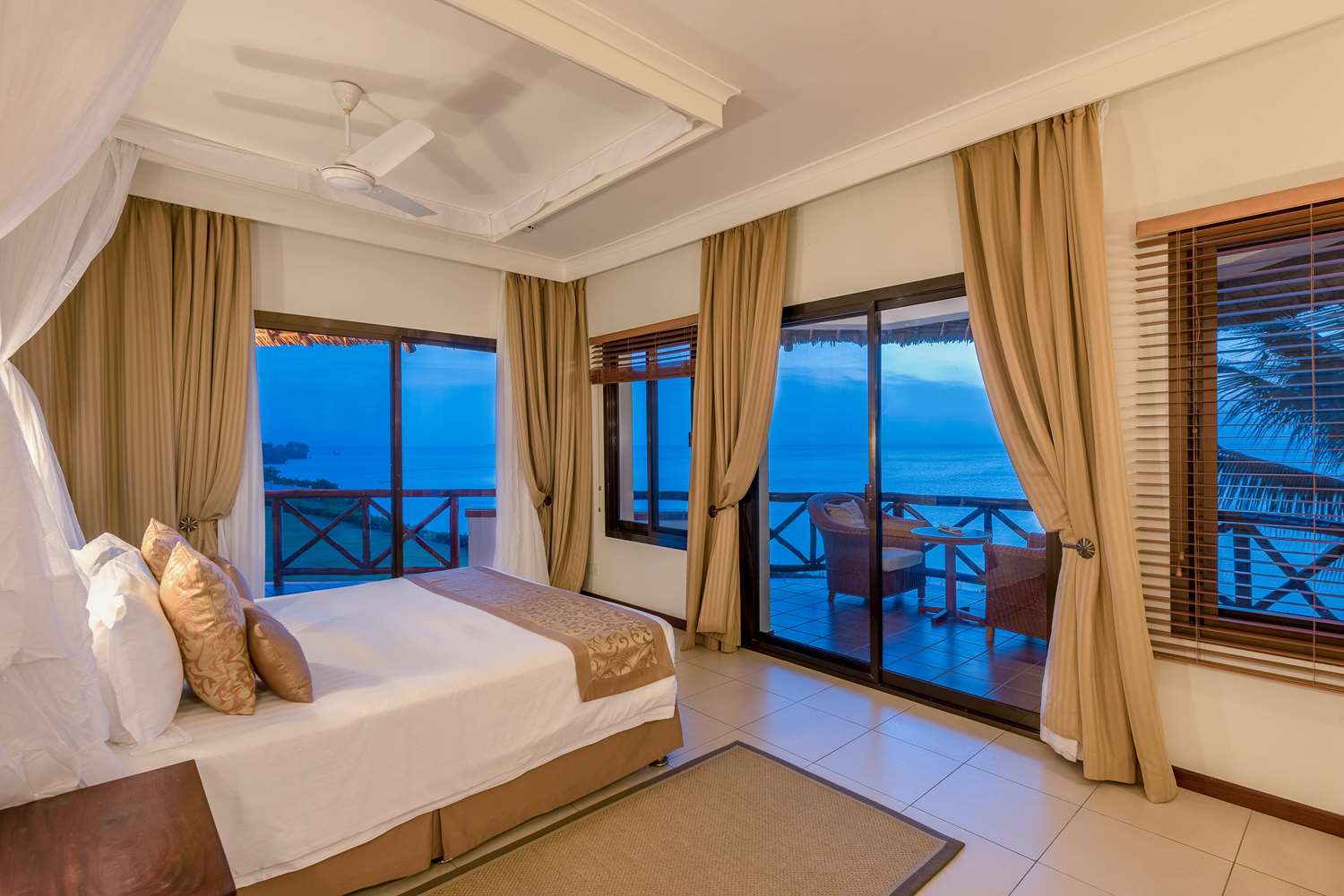 Sea Cliff Resort and Spa Hotel 13/80