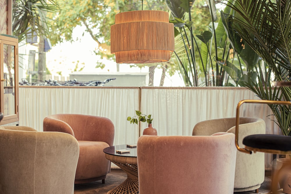 Hotel Feliz 47/65