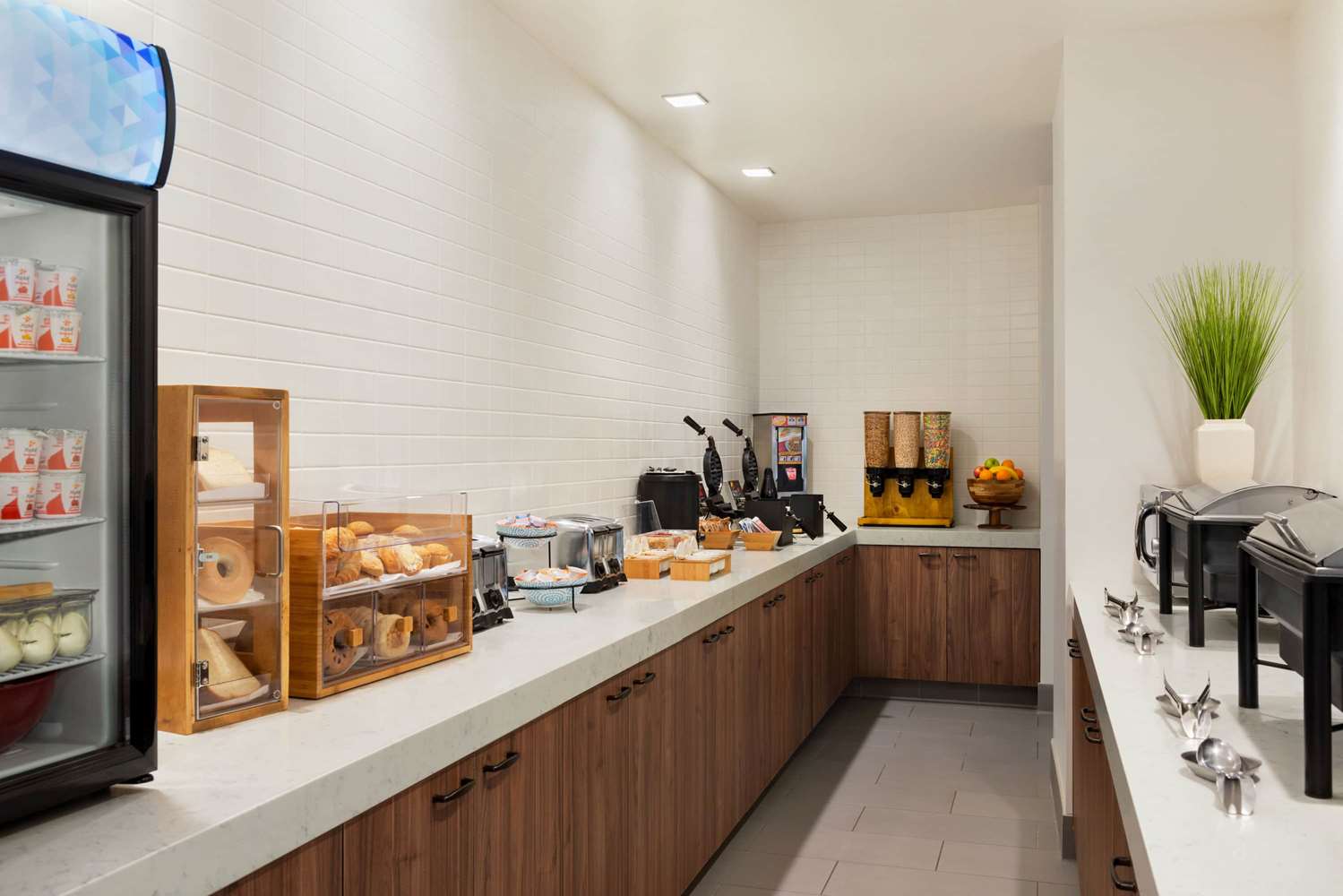 La Quinta Inn And Suites By Wyndham San Luis Obispo Downtown 65/65