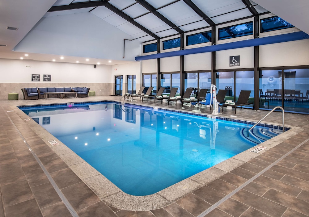 swimming pool spa