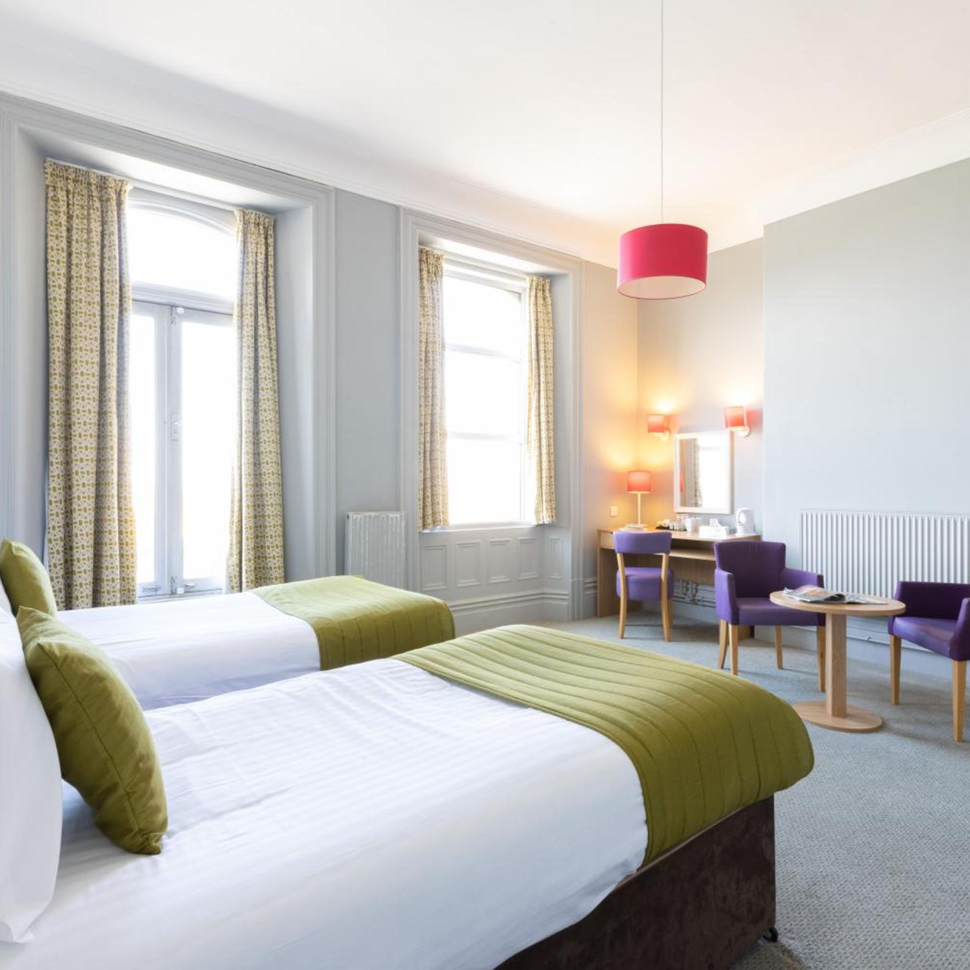 SUPERIOR, TWIN BEDS