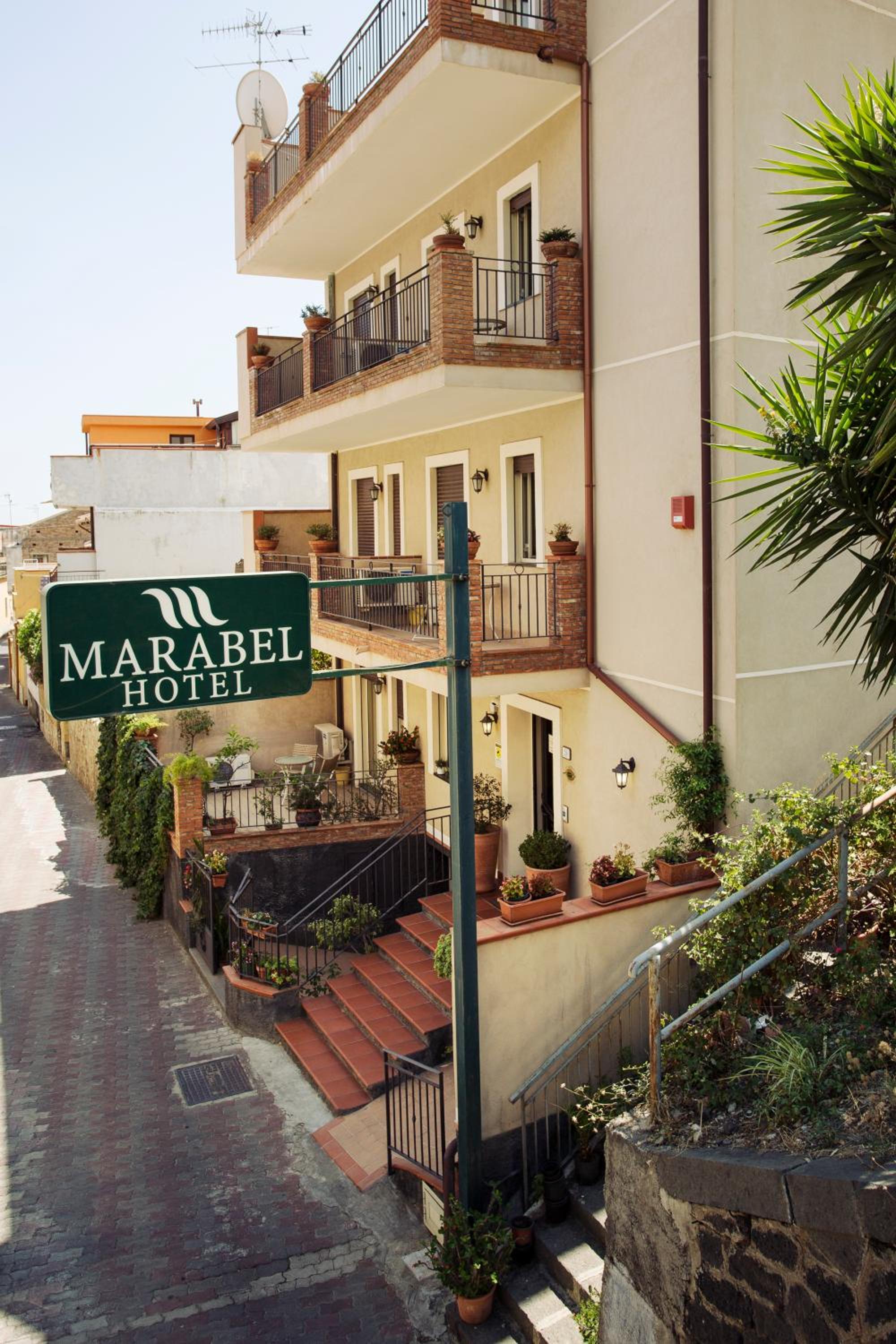 Marabel Hotel 55/60