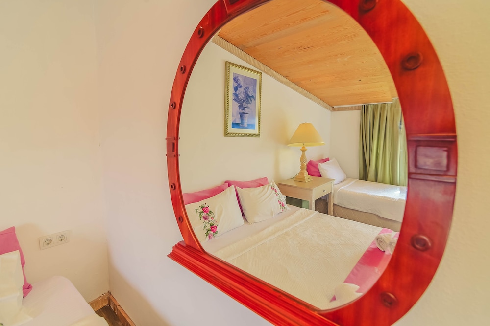 Alacati Asmali Konak Hotel 18/50