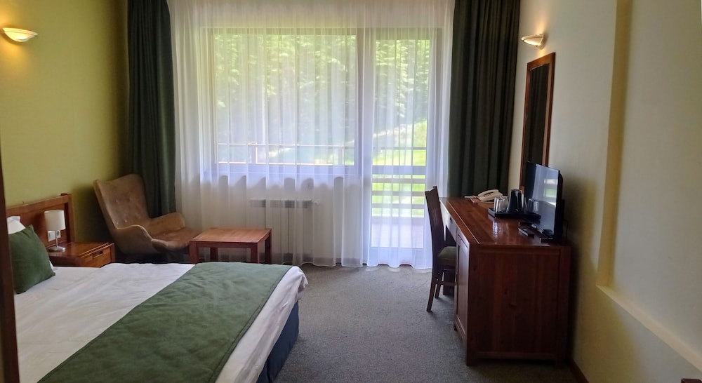 Club Hotel Yanakiev 16/55