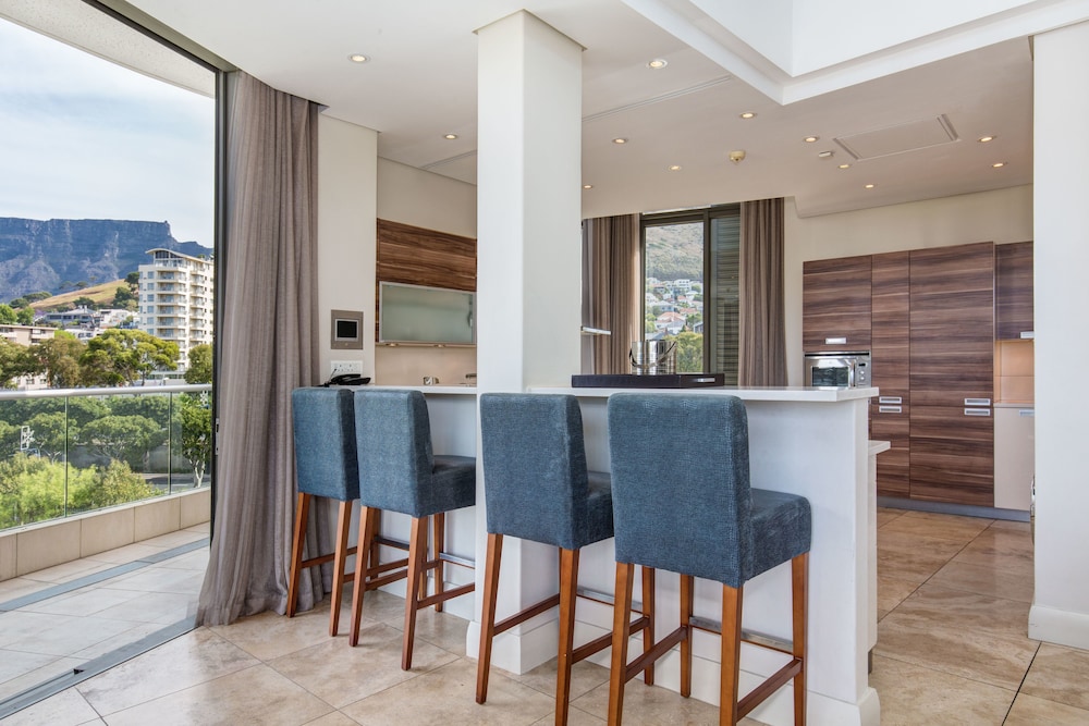 Lawhill Luxury Apartments 15/73